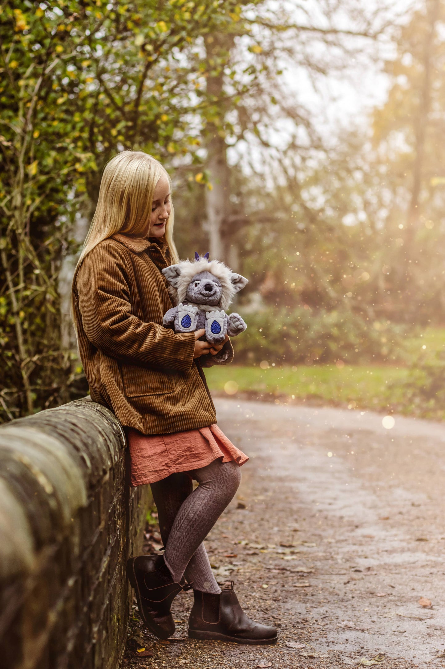 Charlie Bears Sapphire Sue Soft Plush Toy Teddy Bear Troll: Bearhouse / Troll